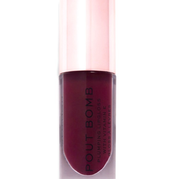 Pout Bomb Plumping Gloss - Picture 4 of 9